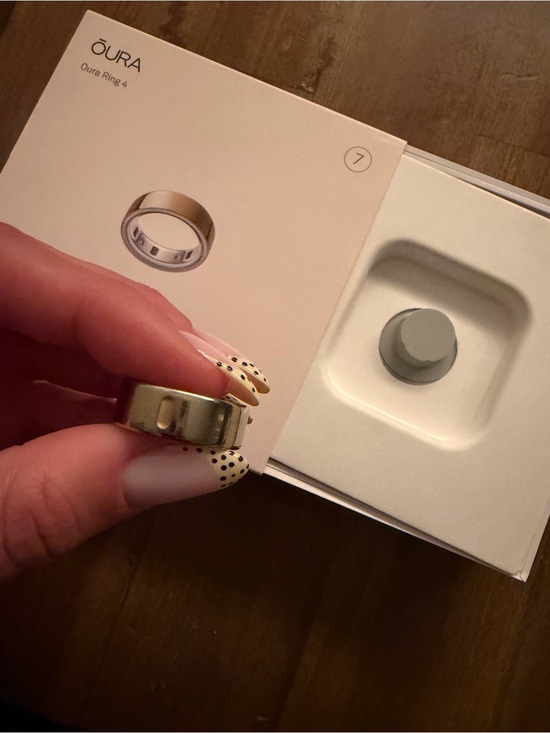 Oura Other - Oura Ring Gen 4 - Metallic Gold Smart Ring